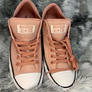 Dusty pink converse all stars